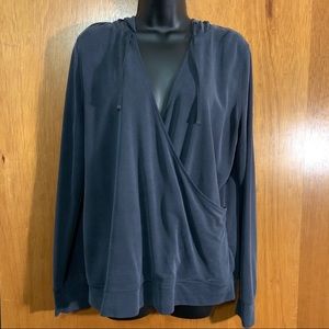 Victoria Sport Shirt Top Layer Long Sleeves